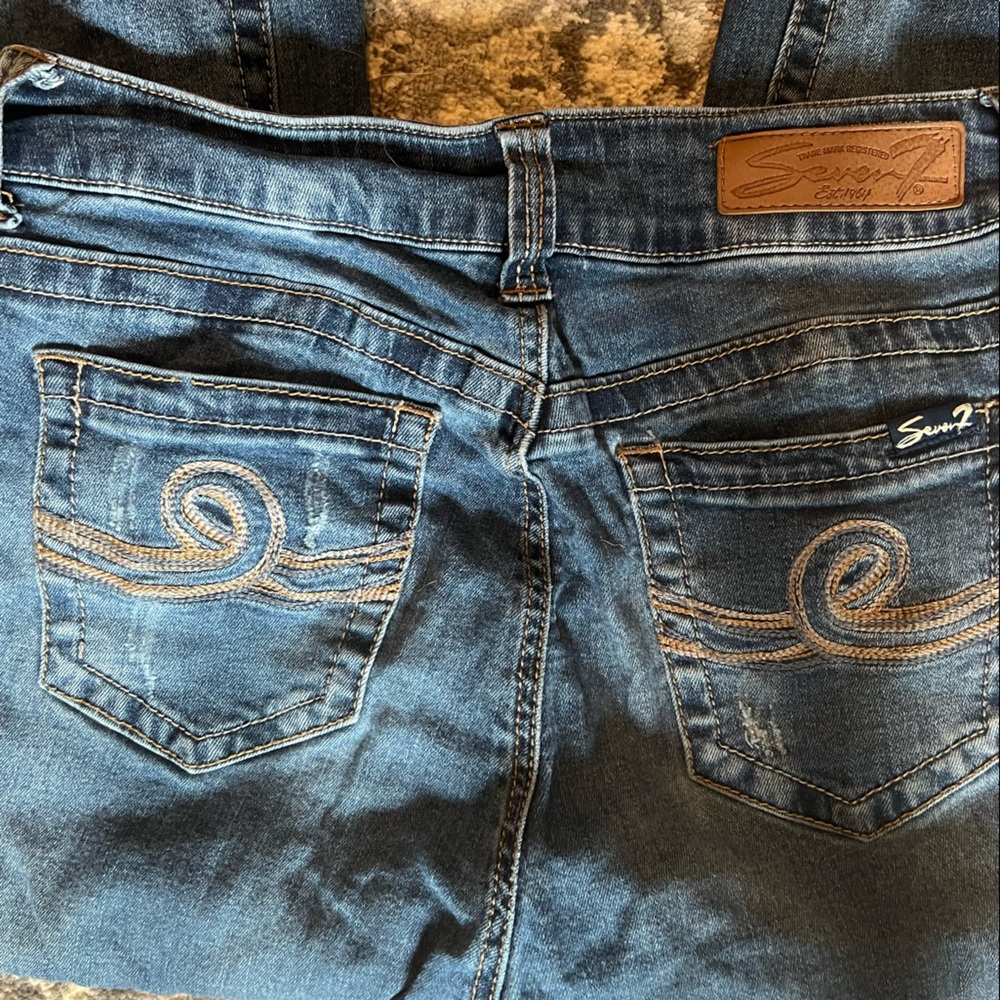Seven 7 womens skinny jeans. Size 10.